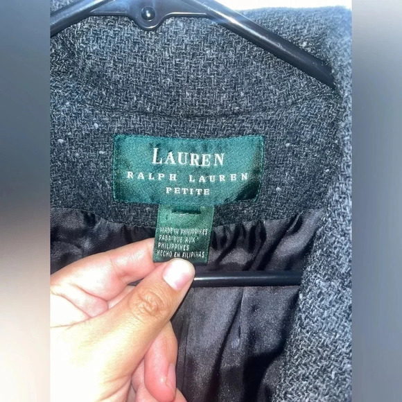 Lauren Ralph Lauren Notched Collar Two Button Gray Slub Wool Blazer - Picture 2 of 5